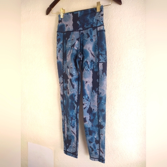 Sweaty Betty Super Sculpt 7/8 Pocket Leggings - Picture 4 of 6